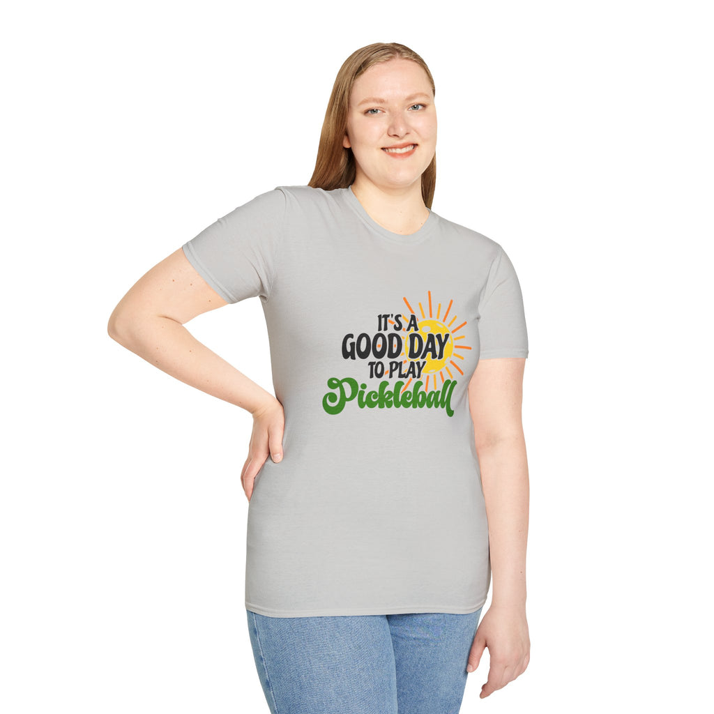 Pickleball Player T-Shirt — Retro Court Graphic Tee for Pickleball Fans