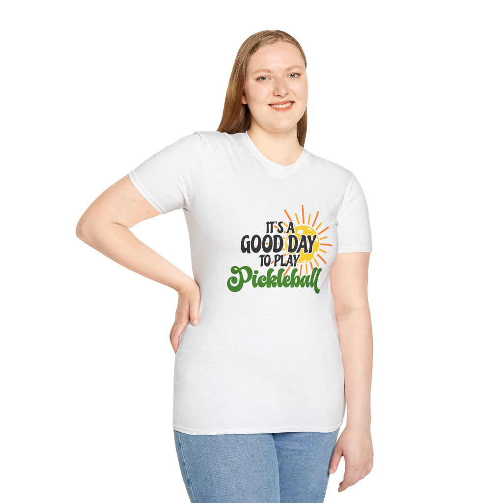 Pickleball Player T-Shirt — Retro Court Graphic Tee for Pickleball Fans
