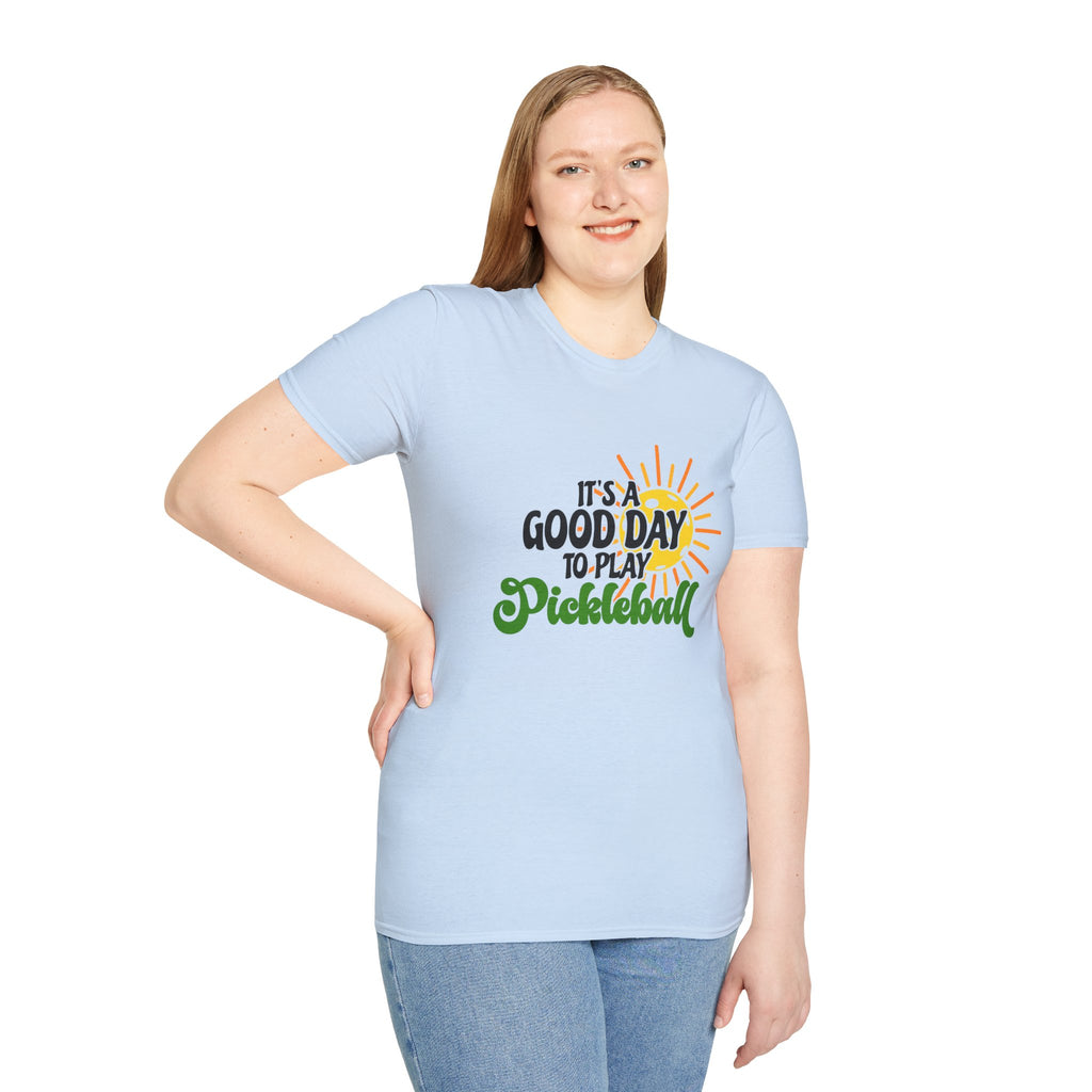 Pickleball Player T-Shirt — Retro Court Graphic Tee for Pickleball Fans